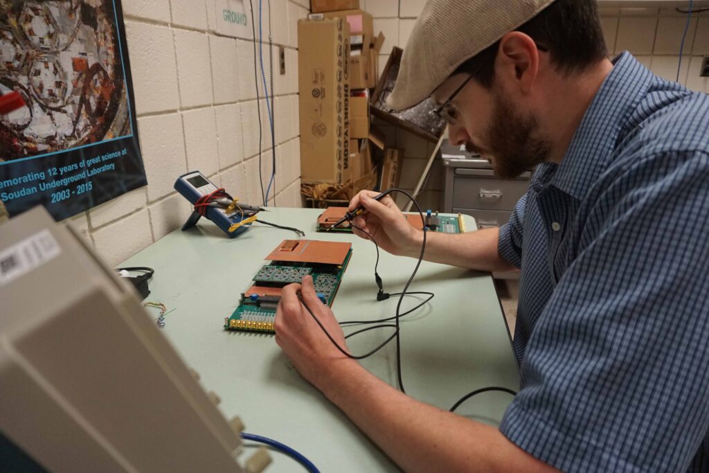 Detector Control and Readout Card (DCRC)